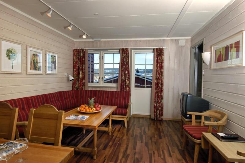Birkebeineren Hotel & Apartments Лиллехамер Экстерьер фото