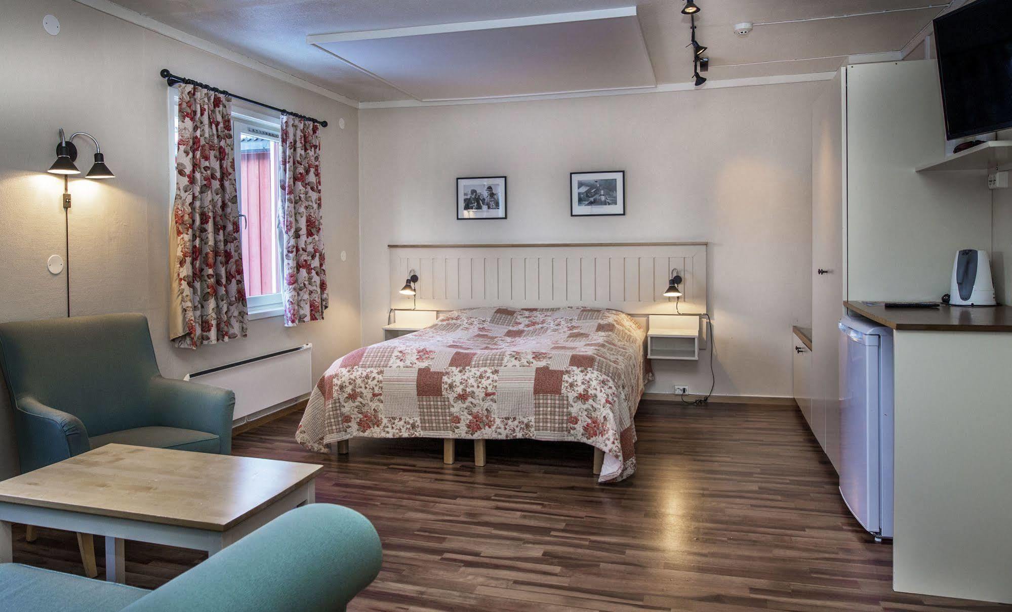 Birkebeineren Hotel & Apartments Лиллехамер Экстерьер фото